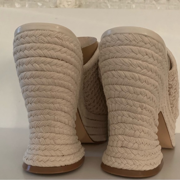 Nine West Platform Slides - Picture 3 of 5